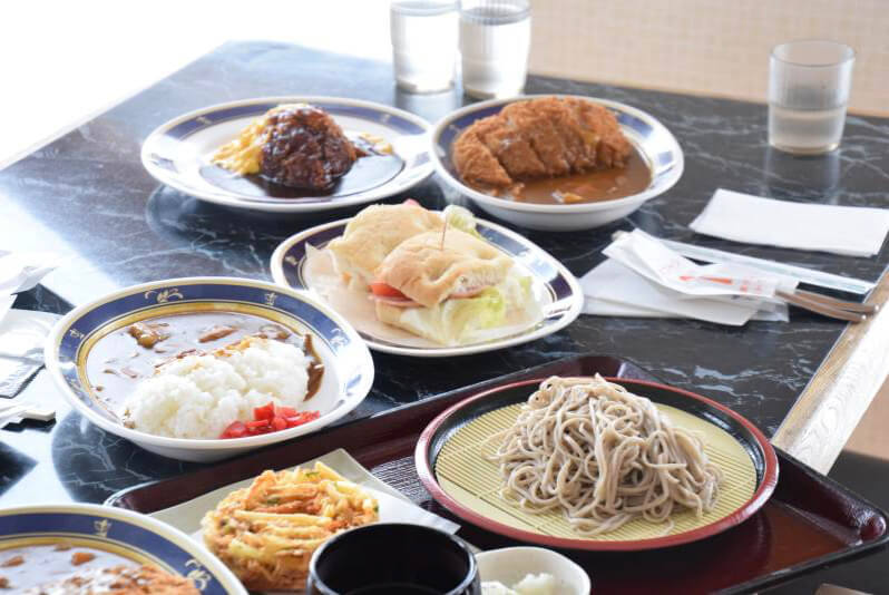 ร้านอาหารด้านในพิพิธภัณฑ์ลอยฟ้า